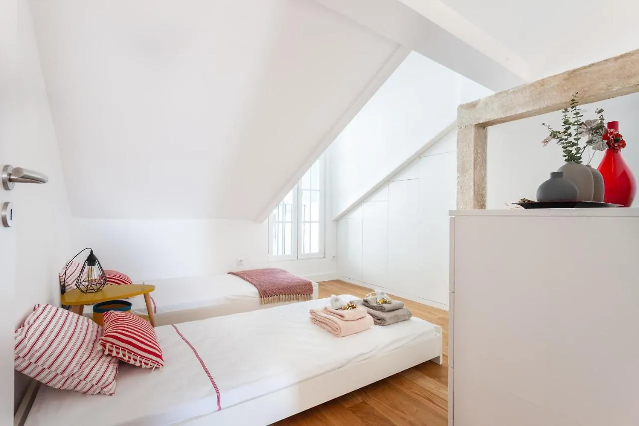 Alfama Charming Apartment With Amazing River View And Terrace Lissabon