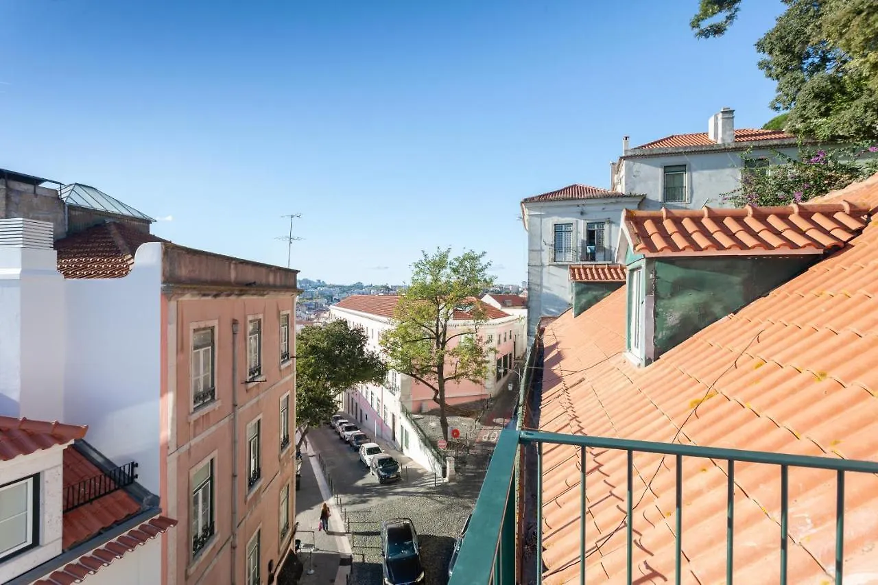 Alfama Charming Apartment With Amazing River View And Terrace Lisboa Portugal